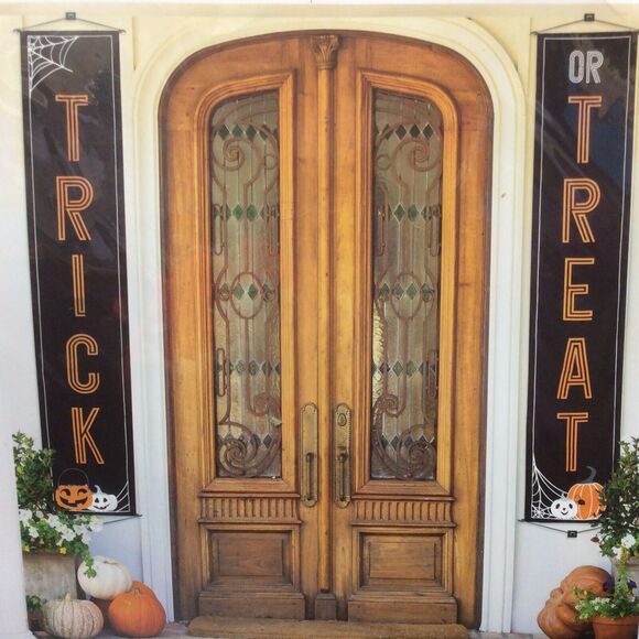 Celebrate It Trick or Treat Front Door Banners Pumpkins Halloween Decorations - Picture 7 of 8